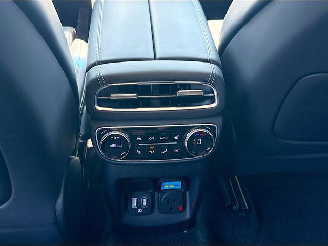 2024 Genesis GV80 3.5T 7P (A8)