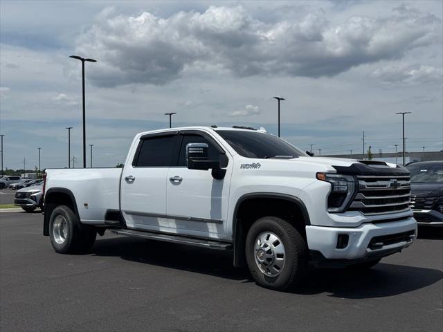2024 Chevrolet Silverado 3500HD 4WD Crew Cab Long Bed High Country