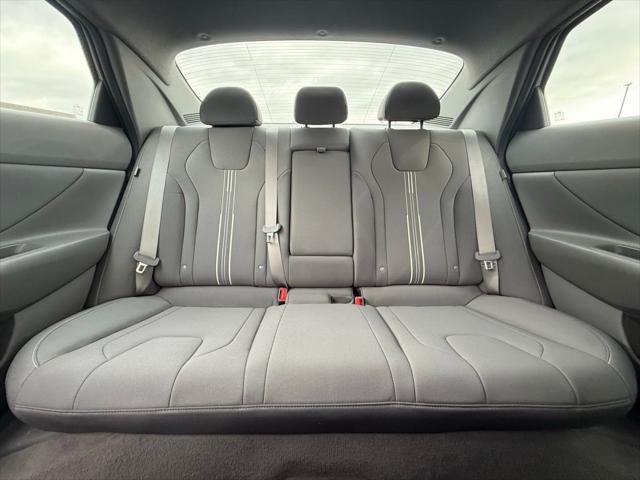2023 Hyundai Elantra SEL