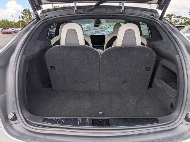 2022 Tesla Model X Plaid Tri Motor All-Wheel Drive