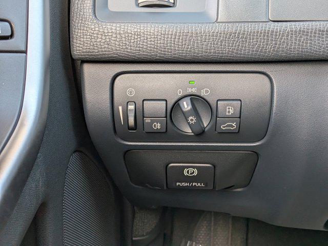 2011 Volvo XC60 T6