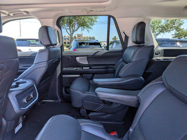 2025 Ford Expedition Platinum MAX