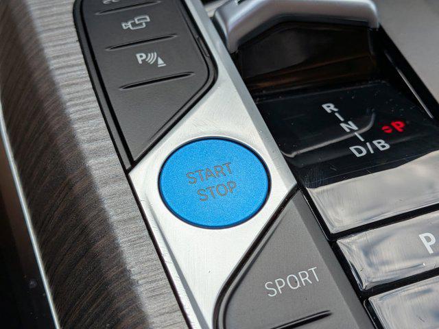 2025 BMW i4 xDrive40