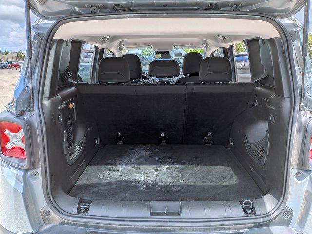 2018 Jeep Renegade Latitude FWD