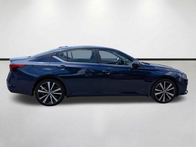 2022 Nissan Altima SR FWD