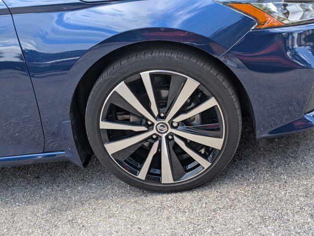 2022 Nissan Altima SR FWD