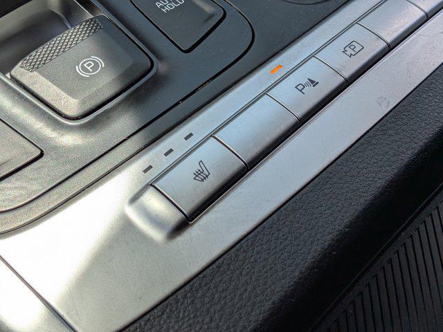 2025 Kia Carnival MPV LXS