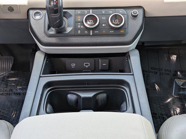 2023 Land Rover Defender 110 SE