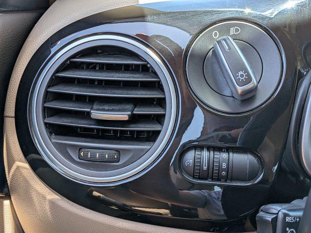 2015 Volkswagen Beetle 1.8T