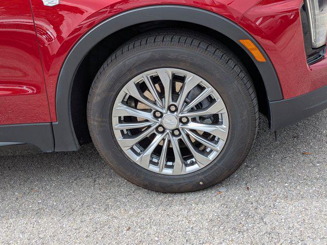 2024 Cadillac XT4 FWD Premium Luxury