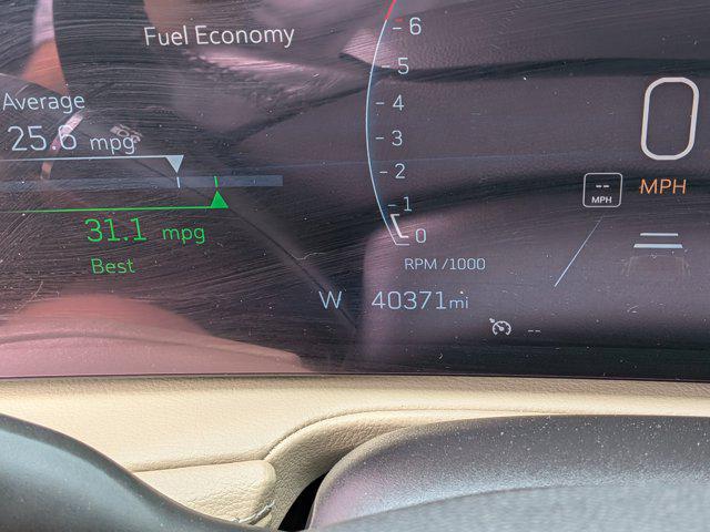 2024 Cadillac XT4 FWD Premium Luxury