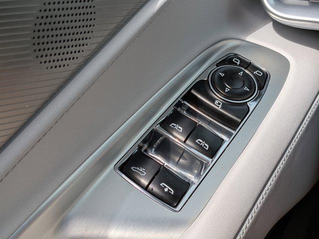 2023 Chevrolet Corvette Stingray RWD Convertible 2LT