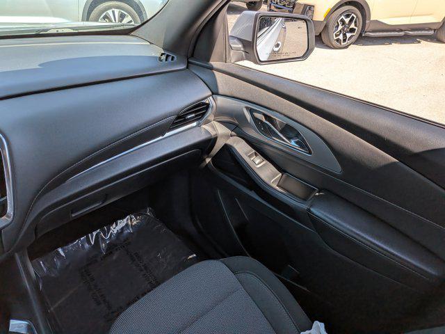 2022 Chevrolet Traverse FWD LT Cloth