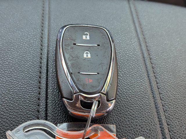2022 Chevrolet Traverse FWD LT Cloth