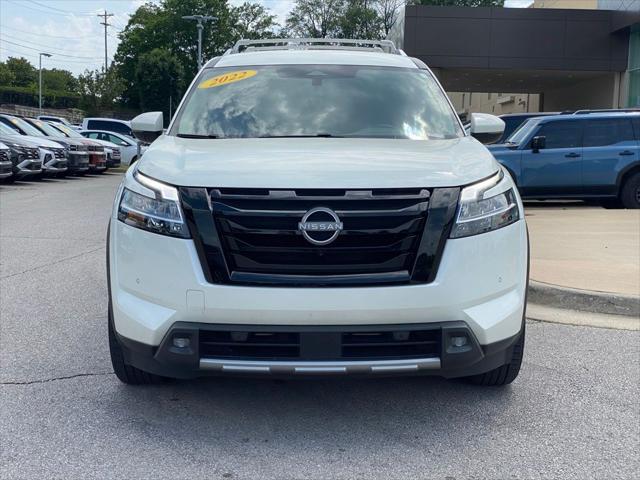 2022 Nissan Pathfinder SL 2WD