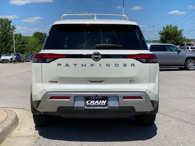 2022 Nissan Pathfinder SL 2WD