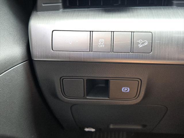 2025 Hyundai Kona SEL Convenience