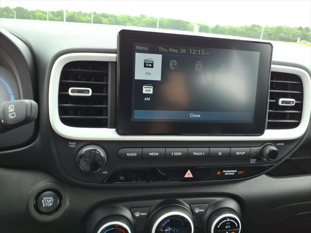 2026 Hyundai Venue SEL w/Two-Tone Roof