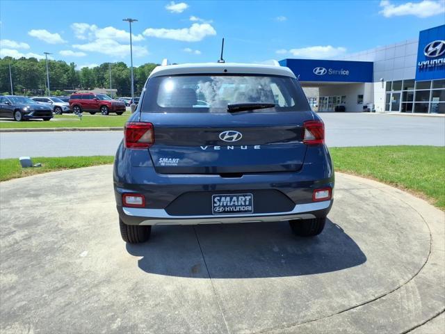 2026 Hyundai Venue SEL w/Two-Tone Roof