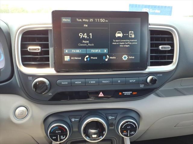 2026 Hyundai Venue SEL w/Two-Tone Roof