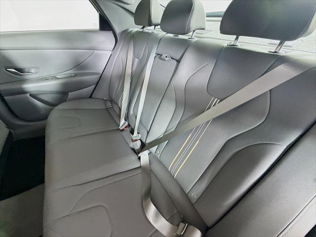 2025 Hyundai Elantra SEL Convenience
