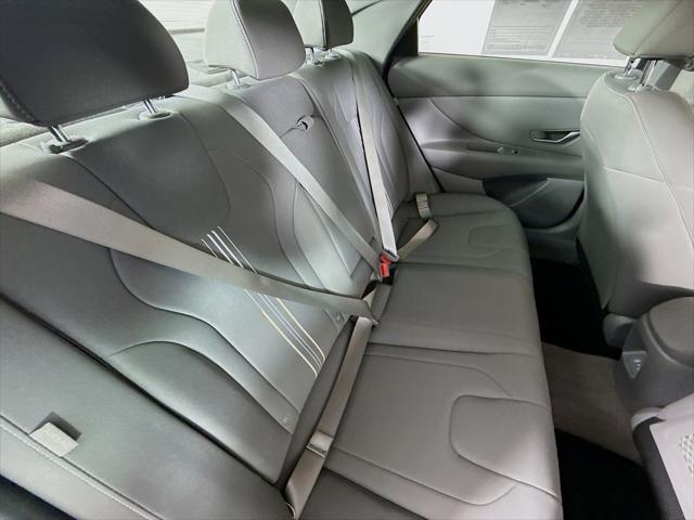2025 Hyundai Elantra SEL Convenience