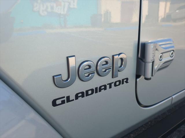2022 Jeep Gladiator Overland