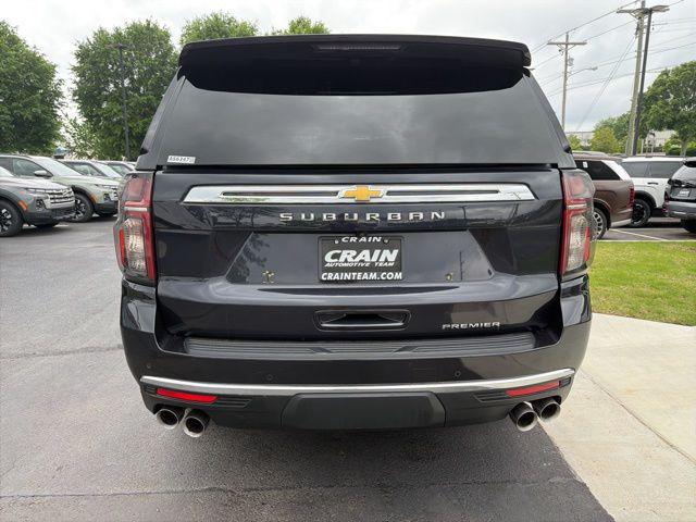 2023 Chevrolet Suburban 2WD Premier
