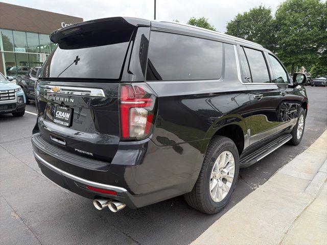 2023 Chevrolet Suburban 2WD Premier
