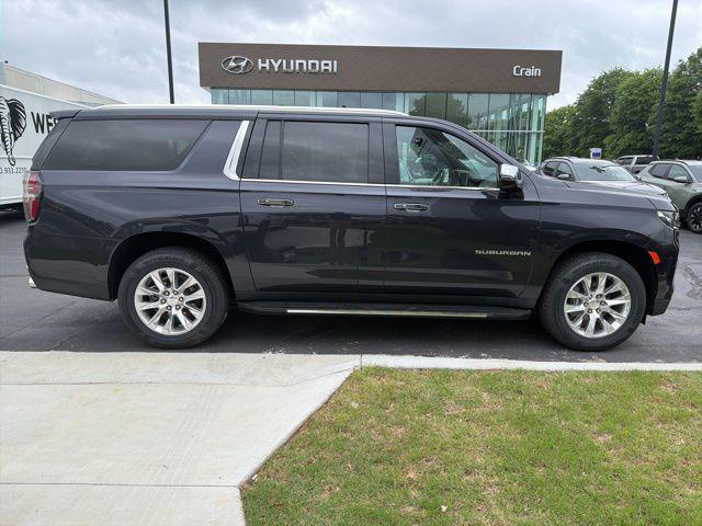 2023 Chevrolet Suburban 2WD Premier