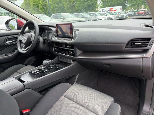 2024 Nissan Rogue SV FWD