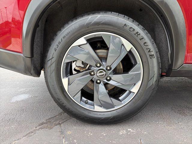 2024 Nissan Rogue SV FWD