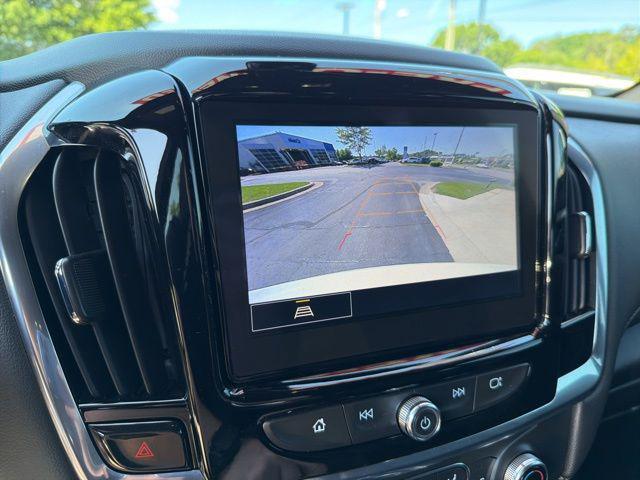 2023 Chevrolet Traverse FWD LT Leather