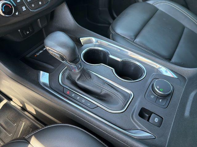 2023 Chevrolet Traverse FWD LT Leather