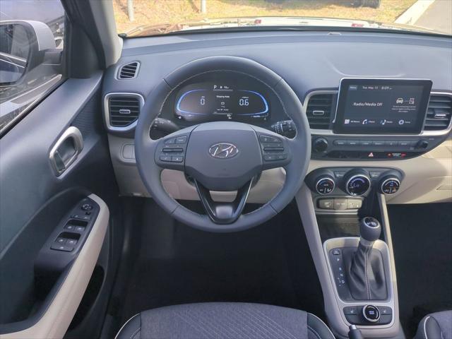 2026 Hyundai Venue SEL w/Two-Tone Roof