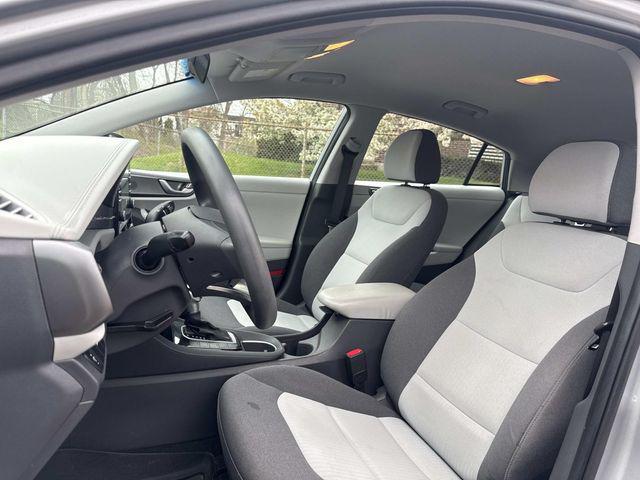 2020 Hyundai IONIQ Hybrid Blue
