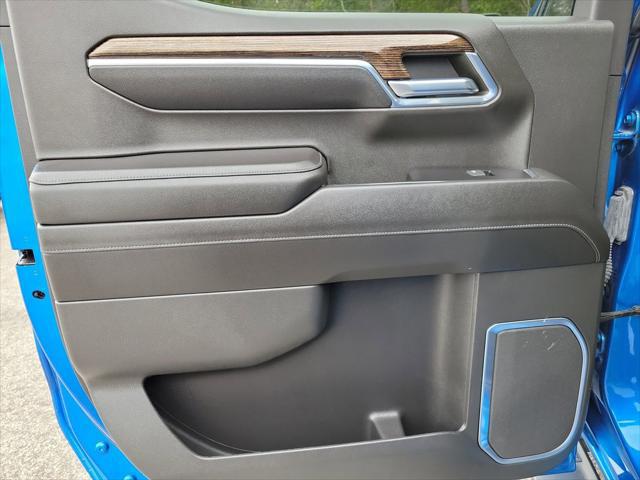 2022 GMC Sierra 1500 4WD Crew Cab Short Box Elevation
