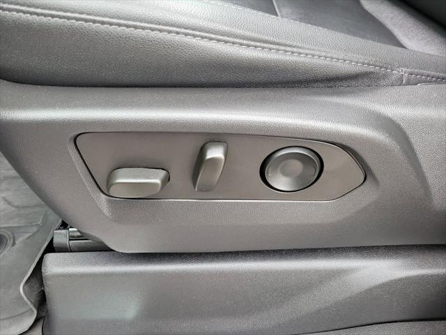 2022 GMC Sierra 1500 4WD Crew Cab Short Box Elevation