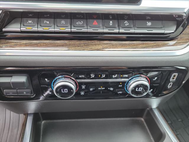 2022 GMC Sierra 1500 4WD Crew Cab Short Box Elevation