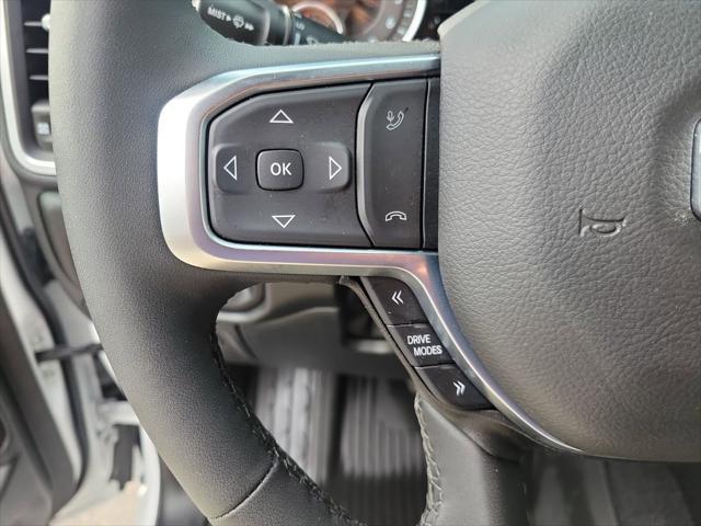 2025 Ram 1500 Big Horn Crew Cab 4x4 5'7" Box