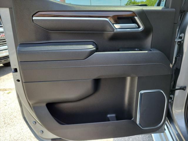 2026 GMC Sierra 1500 Crew Cab, Short Bed, SLT, 4WD