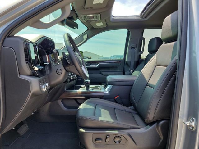 2026 GMC Sierra 1500 Crew Cab, Short Bed, SLT, 4WD