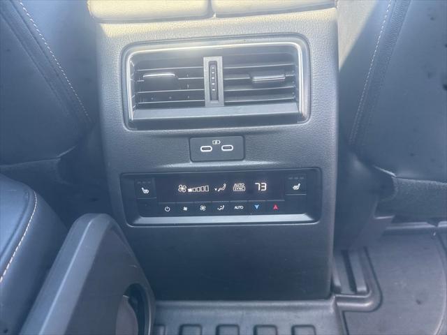 2024 Mazda X-90 Premium Plus