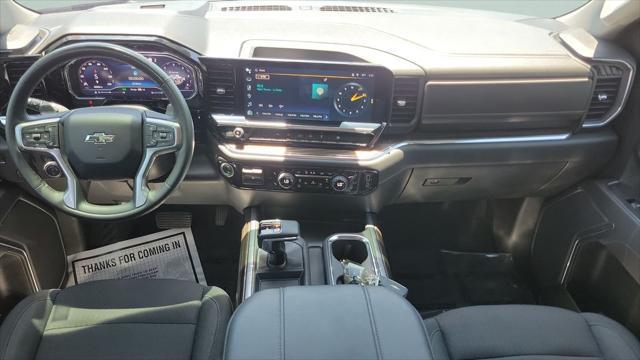 2023 Chevrolet Silverado 1500 4WD Crew Cab Short Bed RST