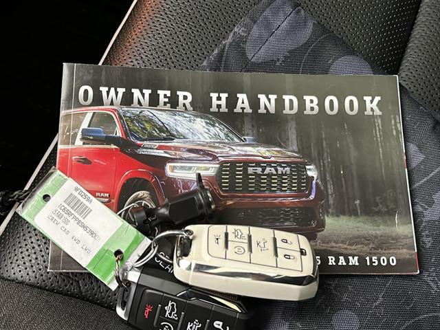 2025 Ram 1500 Limited Crew Cab 4x4 6'4" Box