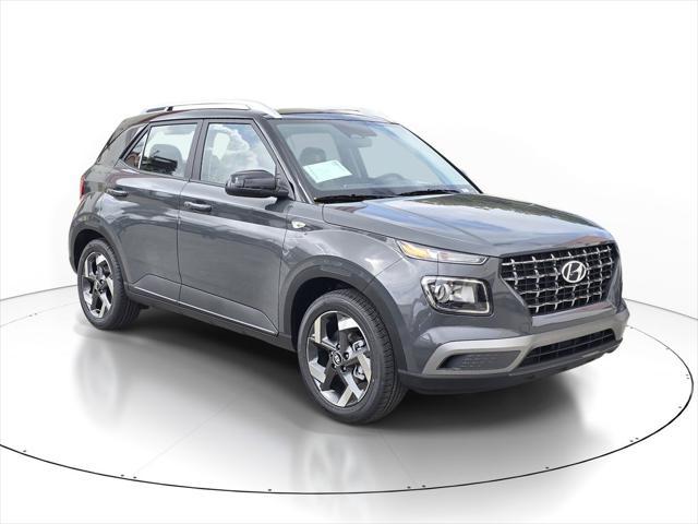 2026 Hyundai Venue SEL w/Two-Tone Roof