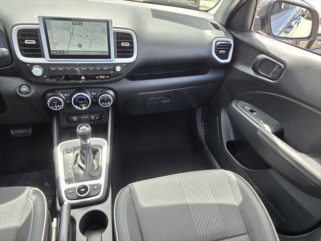 2026 Hyundai Venue SEL w/Two-Tone Roof