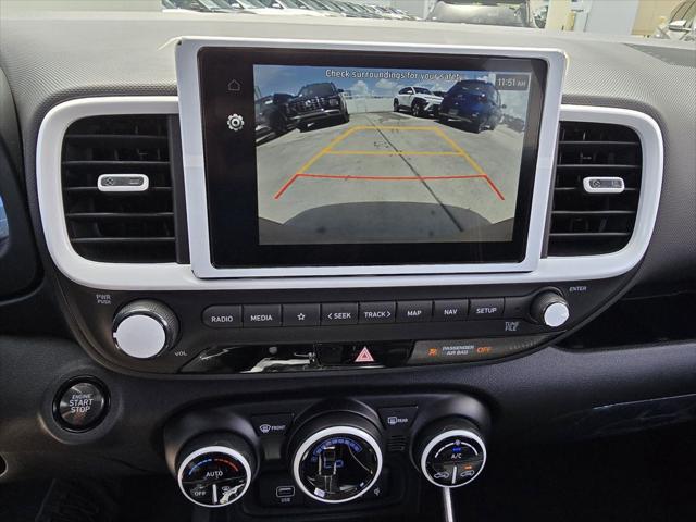 2026 Hyundai Venue SEL w/Two-Tone Roof