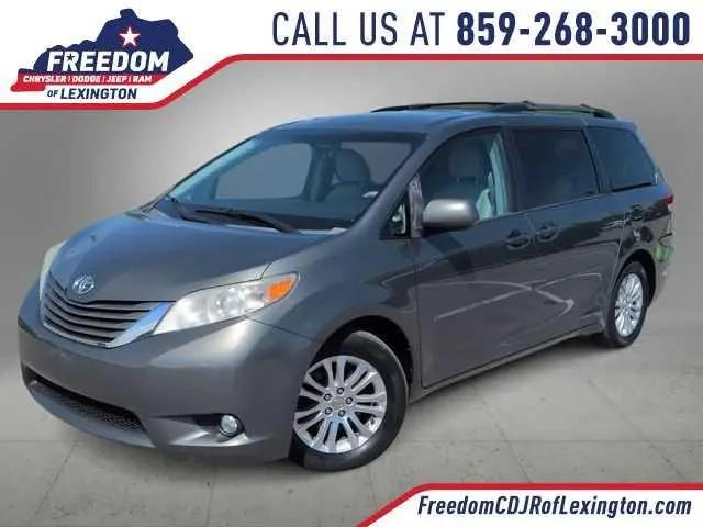 2014 Toyota Sienna XLE V6 8 Passenger for sale in Lexington, KY