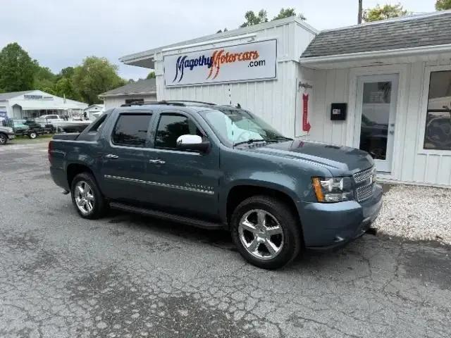 2012 Chevrolet Avalanche LTZ for sale in Pasadena, MD